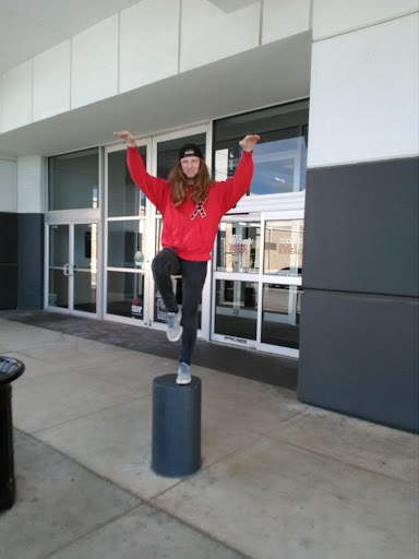 Clothing Store «Zumiez», reviews and photos, 2825 S Glenstone Ave, Springfield, MO 65804, USA