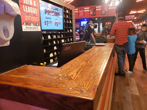 Bowling Alley «AMF Pikesville Lanes», reviews and photos, 1723 Reisterstown Rd, Pikesville, MD 21208, USA