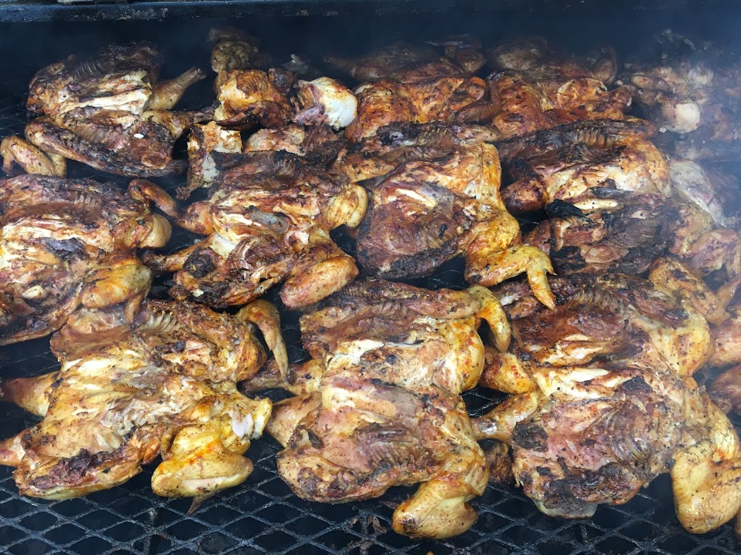 Pollos al carbon. Carbonero bbq chicken