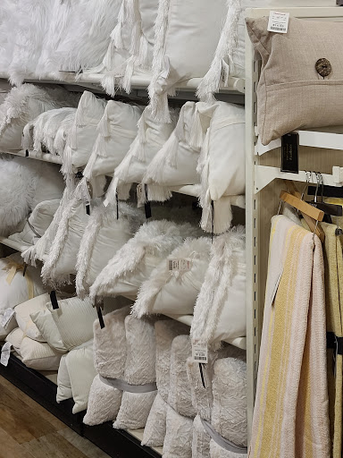 Department Store «HomeGoods», reviews and photos, 4483 Commons Dr W, Destin, FL 32541, USA