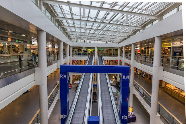 Rezensionen über Centre Commercial Signy Centre in Nyon - Supermarkt