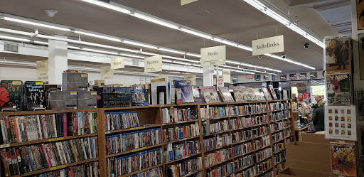 Book Store «Half Price Books», reviews and photos, 5017 Excelsior Blvd, St Louis Park, MN 55416, USA