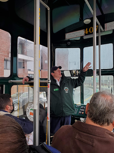 Sightseeing Tour Agency «Old Town Trolley Tours Boston», reviews and photos, 3 Park Plaza, Boston, MA 02116, USA