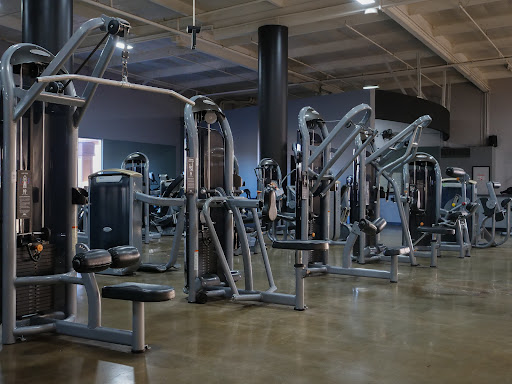 Gym «Fitness Evolution», reviews and photos, 6735 N First St, Fresno, CA 93710, USA