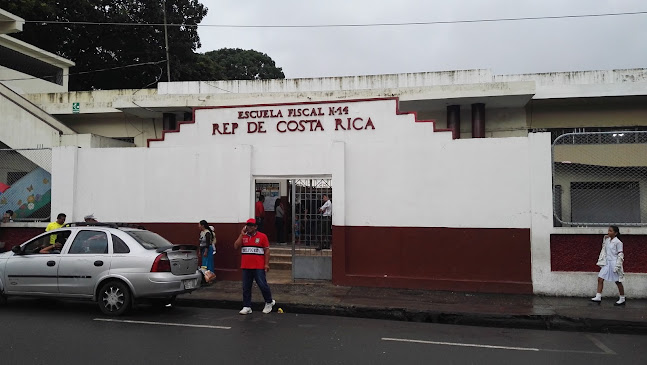 Opiniones de Escuela Fiscal 14 "República de Costa Rica" en Guayaquil - Escuela