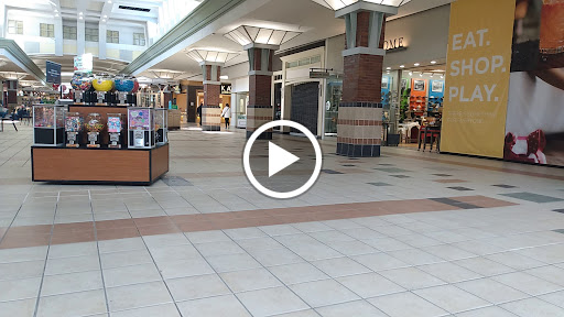 Shopping Mall «Lindale Mall», reviews and photos, 4444 1st Ave NE, Cedar Rapids, IA 52402, USA