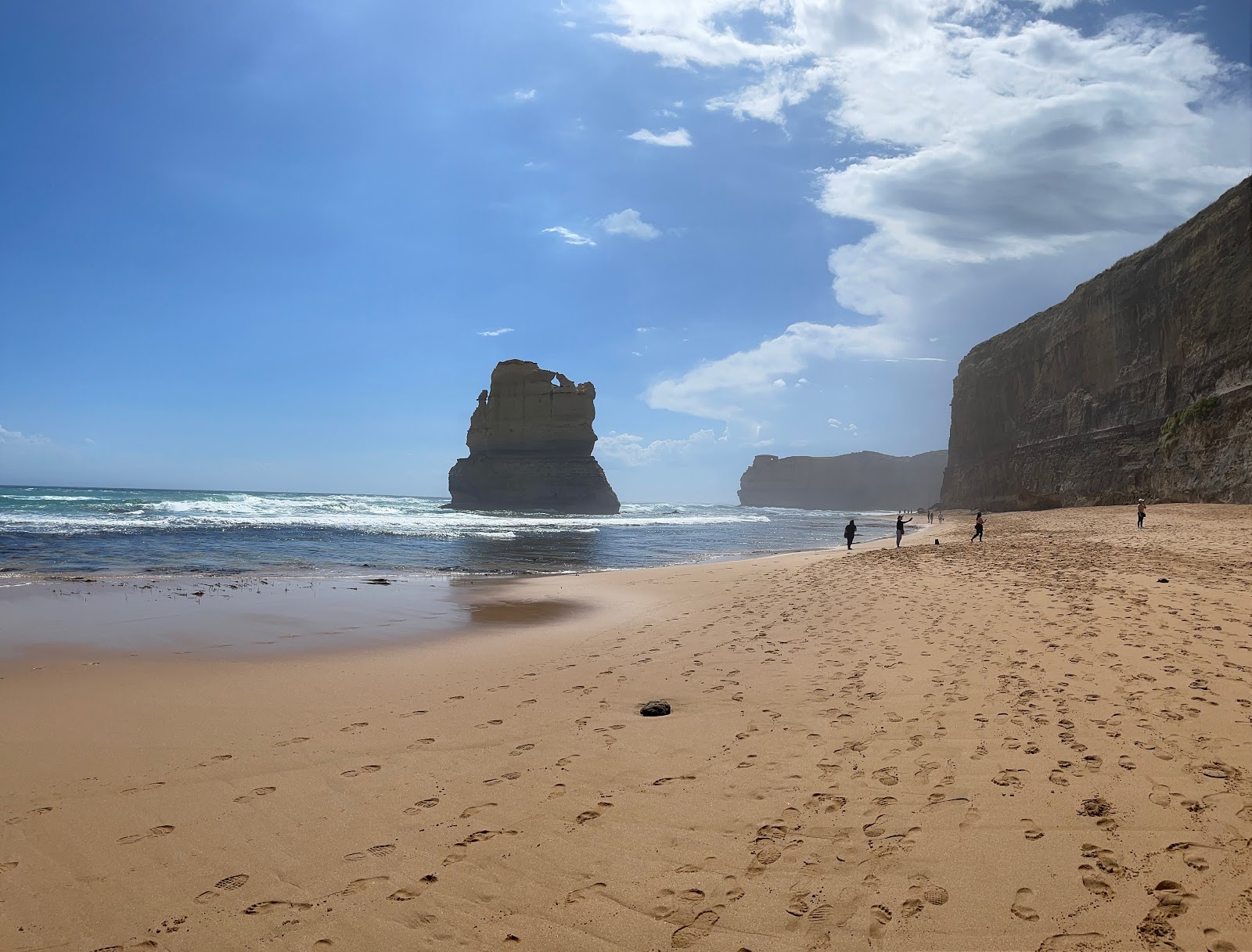 Foto de Clifton Beach com areia bege superfície