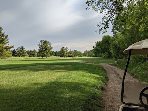 Golf Driving Range «Brookside Golf Course-Saline», reviews and photos, 6451 Ann Arbor-Saline Rd, Saline, MI 48176, USA