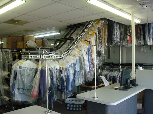 Dry Cleaner «Corinium Cleaners», reviews and photos, 2325 Schaumburg Rd, Schaumburg, IL 60194, USA
