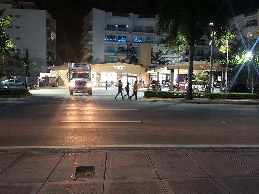 Convenience Store «7-Eleven», reviews and photos, 6348 Collins Ave, Miami Beach, FL 33141, USA