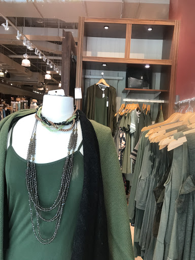 Fashion Accessories Store «Charming Charlie», reviews and photos, 600 Silks Run #1255, Hallandale Beach, FL 33009, USA