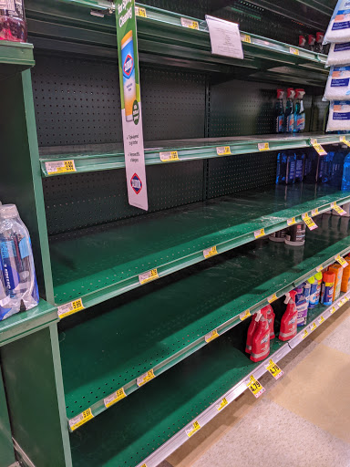 Shopping Mall «Cary Village Square Shopping Center», reviews and photos, 657 Cary Towne Blvd, Cary, NC 27511, USA