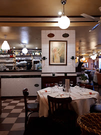 Atmosphère du Restaurant Bistrot 30 à Issy-les-Moulineaux - n°1