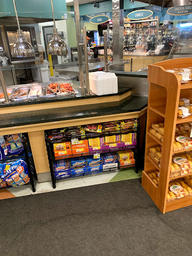 Supermarket «The Fresh Grocer of Grays Ferry», reviews and photos, 3021 Grays Ferry Ave, Philadelphia, PA 19146, USA