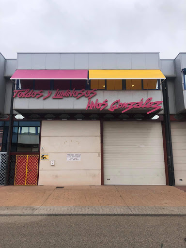 Toldos Luminosos Hermanos González S.L. – (Málaga)