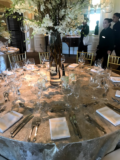 Golf Course «Fresh Meadow Country Club», reviews and photos, 255 Lakeville Rd, Lake Success, NY 11020, USA