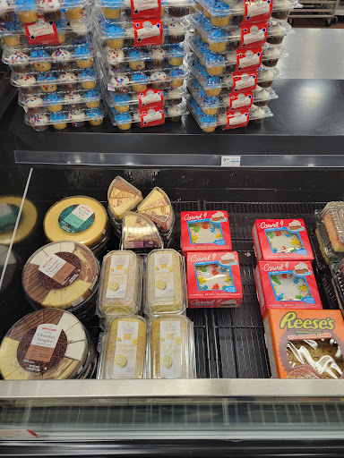 Supermarket «Giant Eagle Supermarket», reviews and photos, 6493 Strip Ave NW, North Canton, OH 44720, USA