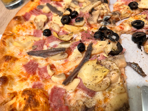 CIPO'S Pizza/Kebab/Burger en Grein