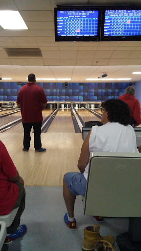 Bowling Alley «Academy Lanes», reviews and photos, 725 S Main St, Haverhill, MA 01835, USA