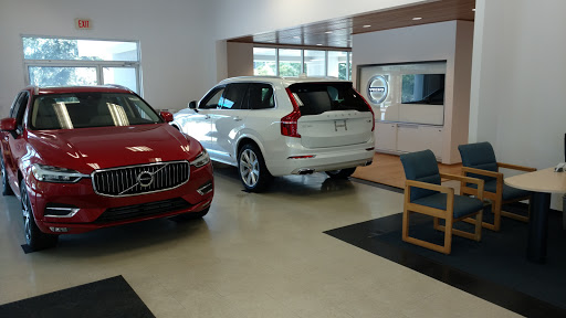 Carolina Volvo, 12 Gateway Village Rd, Bluffton, SC 29910, USA, 