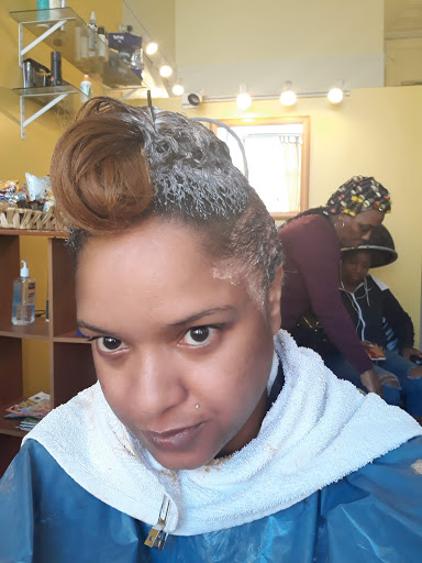 Beauty Salon «Dominican Beauty Hair Salon», reviews and photos, 290 W Utica St, Buffalo, NY 14222, USA