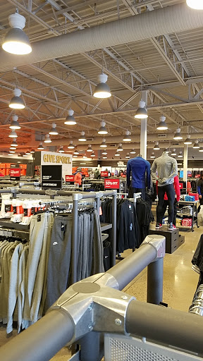 Sporting Goods Store «Nike Factory store», reviews and photos, 6699 N Landmark Dr, Park City, UT 84098, USA