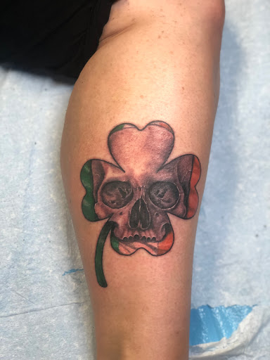 Tattoo Shop «Castle Rock Tattoo and Laser Removal Co.», reviews and photos, 518 Wilcox St, Castle Rock, CO 80104, USA