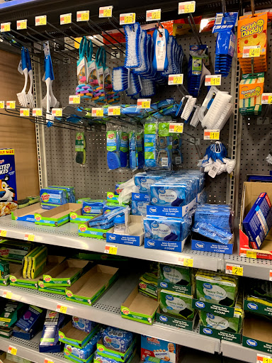 Optician «Walmart Vision & Glasses», reviews and photos, 301 Falls Blvd, Quincy, MA 02169, USA