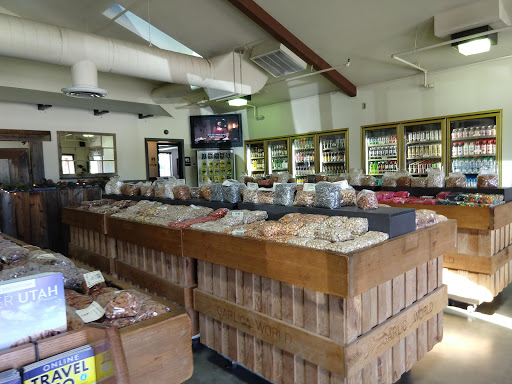 Grocery Store «Garlic World», reviews and photos, 4800 Monterey Rd, Gilroy, CA 95020, USA