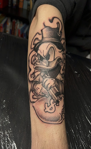 Explore pinky tattoo ideas, creative tattoo ideas in Vancouver, available at New Ink Tattoo