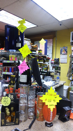 Liquor Store «Decatur Wine & Spirits», reviews and photos, 1789 Lawrenceville Hwy, Decatur, GA 30033, USA