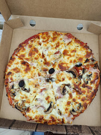 Plats et boissons du Pizzas à emporter Snack Pizza Friterie Jean-Lou et Cathy à Audinghen - n°1