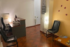 Centro de fisioterapia y osteopatía Buñuel image