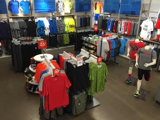 Clothing Store «Old Navy», reviews and photos, 1009 Flatbush Ave, Brooklyn, NY 11226, USA