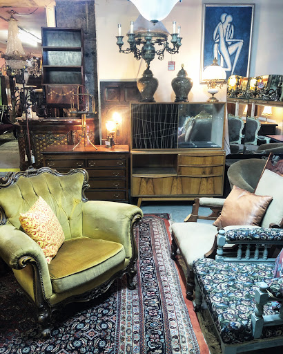 Vintage Dublin - Antiques and Interiors Showroom Visits By Appointment
