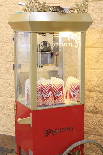 Car Wash «Aqua Auto Wash Detail & Lube Center», reviews and photos, 4102 College Park Dr, The Woodlands, TX 77384, USA