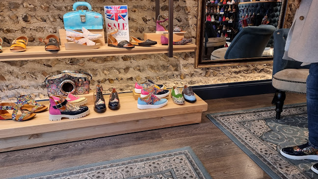 Reviews of Embassy London in Brighton - Shoe store
