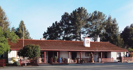 American Restaurant «Rancho Nicasio Bar and Restaurant», reviews and photos, 1 Old Rancheria Rd, Nicasio, CA 94946, USA