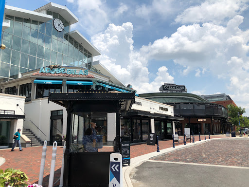 Movie Theater «AMC DINE-IN Easton Town Center 30», reviews and photos, 275 Easton Station, Columbus, OH 43219, USA