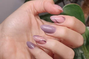 Thalynails image