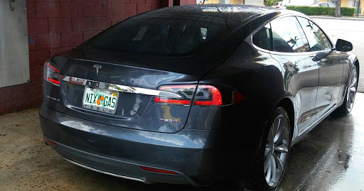 Car Wash «Car Wash Emporium», reviews and photos, 13820 W Dixie Hwy, North Miami, FL 33161, USA