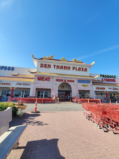Grocery Store «Ben Thanh Plaza and Central Market», reviews and photos, 1818 E Pioneer Pkwy #100, Arlington, TX 76010, USA