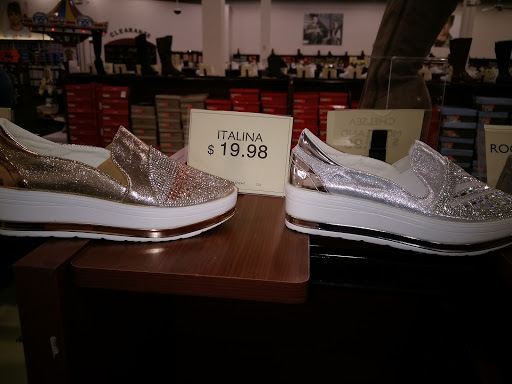 Shoe Store «Shoe Dept. Encore», reviews and photos, 1980 Brittain Rd, Akron, OH 44310, USA