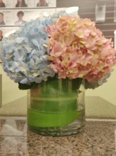 Florist «Veroniques Floral, Ltd.», reviews and photos, 1162 N LaSalle Dr, Chicago, IL 60610, USA