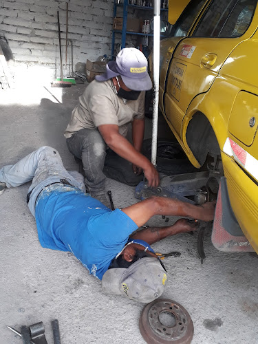 Opiniones de Enderezada y Pintura Mstro David en Sangolqui - Taller de reparación de automóviles