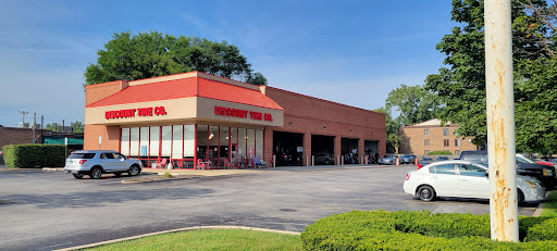 Tire Shop «Discount Tire Store - Crestwood, IL», reviews and photos, 13550 S Cicero Ave, Crestwood, IL 60445, USA