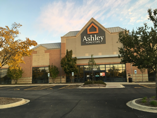Furniture Store «Ashley HomeStore», reviews and photos, 905 Perimeter Dr, Schaumburg, IL 60173, USA