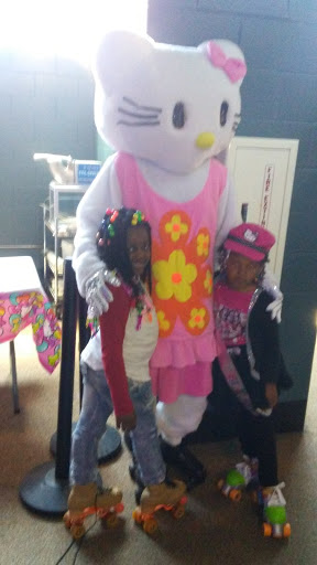 Roller Skating Rink «Dr. Martin Luther King, Jr. Roller Skating and Bowling Center», reviews and photos, 1219 W 76th St, Chicago, IL 60620, USA