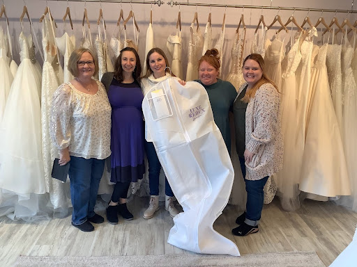 Bridal Shop «LUXEredux Bridal Boutique», reviews and photos, 1101 E 54th St, Indianapolis, IN 46220, USA