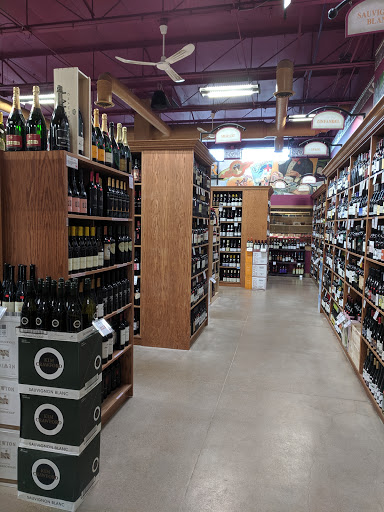 Wine Store «Red Wagon Wine Shoppe», reviews and photos, 1613 Livernois Rd, Troy, MI 48083, USA